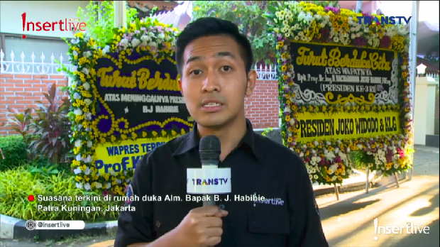 Agasa Putra Harcis di Rumah Duka BJ Habibie