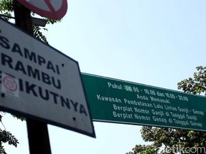 Ramai Kritik Motor Dikenai Ganjil-Genap di Masa PSBB Transisi Ramai Kritik Motor Dikenai Ganjil-Genap di Masa PSBB Transisi