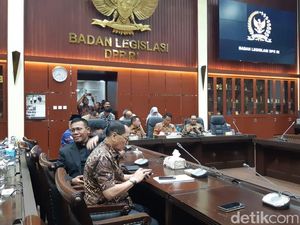 DPR-Pemerintah Sepakat Bahas Rancangan Revisi UU KPK dan UU MD3