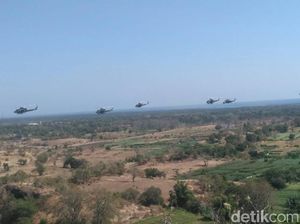 Wiranto Apresiasi Kemampuan TNI Hancurkan Musuh dalam Latgab di Situbondo Wiranto Apresiasi Kemampuan TNI Hancurkan Musuh dalam Latgab di Situbondo