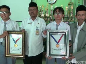 Dua Siswa MAN Kabupaten Pasuruan Sabet Emas Robofest Japan 2019