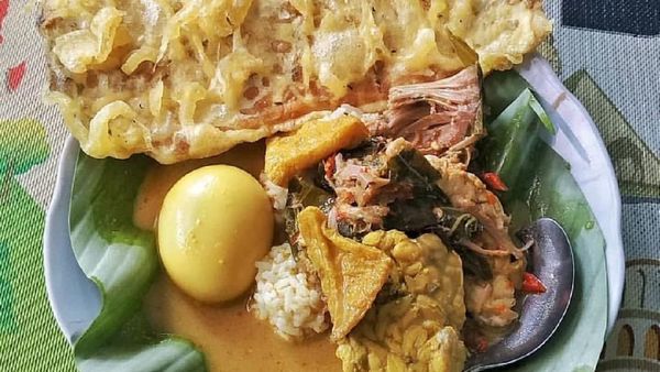 Pagi Ini Paling Nikmat Makan Nasi Penggel Kebumen yang Gurih Mantap