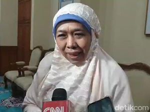 Bunga Segar di Makam Ainun Bukti Besarnya Cinta BJ Habibie