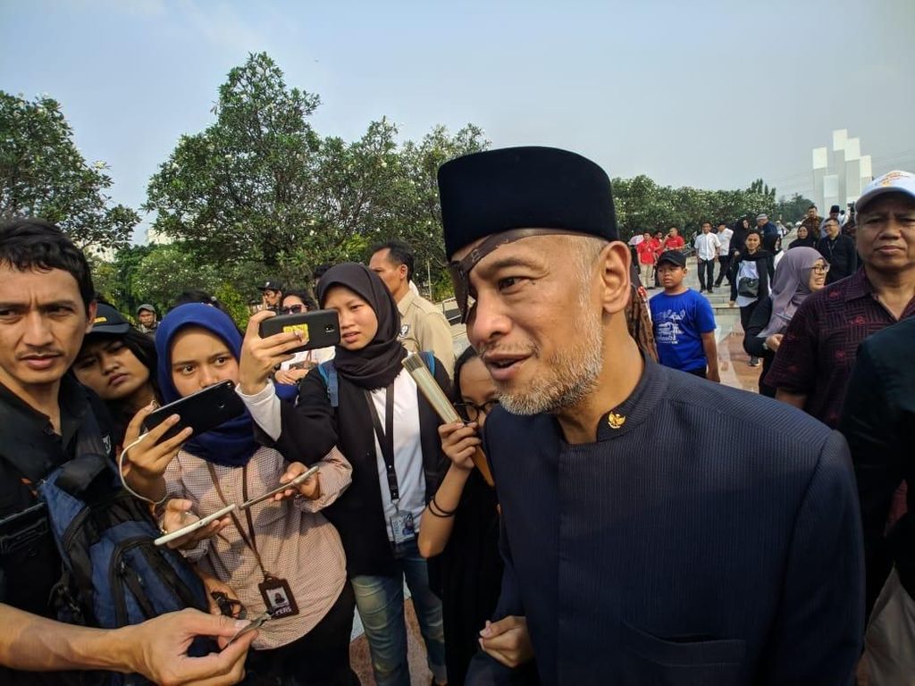 Terungkap, Alasan Thareq Habibie Pakai Penutup Mata Terungkap, Alasan Thareq Habibie Pakai Penutup Mata