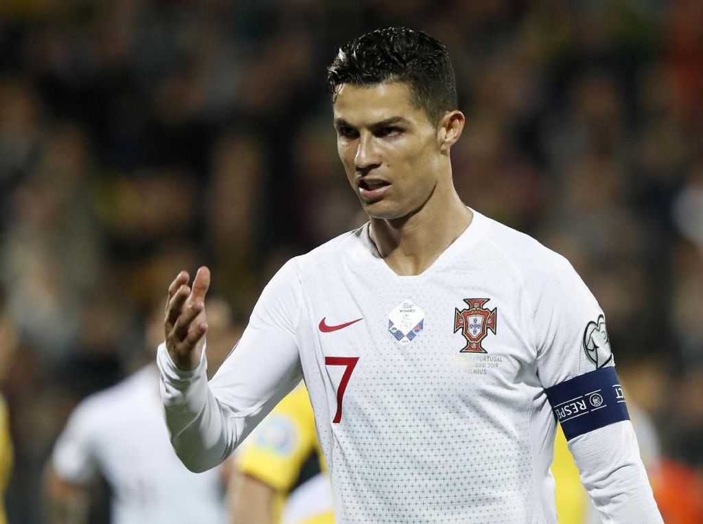 Rekor Golnya Diancam Cristiano Ronaldo, Apa Kata Ali Daei? Rekor Golnya Diancam Cristiano Ronaldo, Apa Kata Ali Daei?