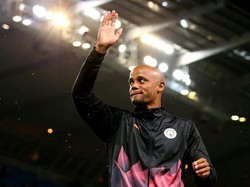 Vincent Kompany Gantung Sepatu