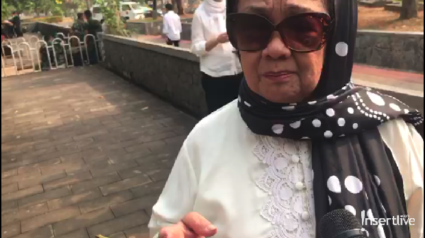 Sri Soedarson, adik ke-6 BJ Habibie