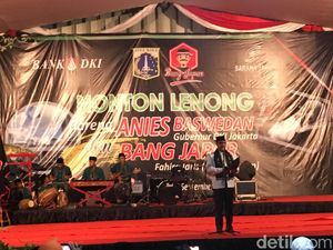 Tonton Lenong di Balai Kota, Anies Ingatkan Pengembangan Budaya Tonton Lenong di Balai Kota, Anies Ingatkan Pengembangan Budaya