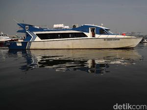 Melihat Kapal-kapal Penggerak Ekonomi Kepulauan Seribu