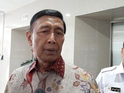 Pemadaman Karhutla dengan Hujan Buatan Terkendala Sedikitnya Awan