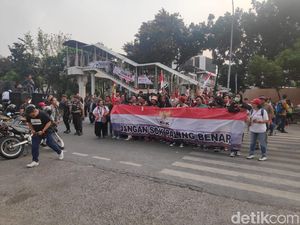 KPK Kembali Digeruduk Massa Pendukung Revisi UU KPK