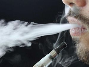 Larangan Merokok Akan Diterapkan di Pusat Belanja Utama Melbourne Bourke St Mall Larangan Merokok Akan Diterapkan di Pusat Belanja Utama Melbourne Bourke St Mall