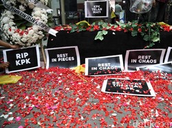 Belum Terlambat Pak Jokowi, Instruksikan Ini dan Revisi UU KPK Batal