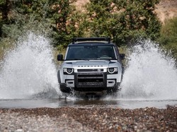Land Rover Berencana Bunuh Defender Versi Pikap