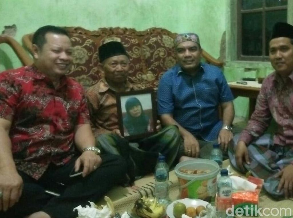 Tak Bayar Gaji TKI Carmi 31 Tahun, Eks Majikan Janji Jual Kebun Kurma Tak Bayar Gaji TKI Carmi 31 Tahun, Eks Majikan Janji Jual Kebun Kurma