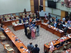 Komisi III Mulai Hitung Suara Capim KPK, Alex-Firli Bersaing Ketat