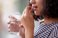 Perlukah Anak Autisme Mengonsumsi Obat?