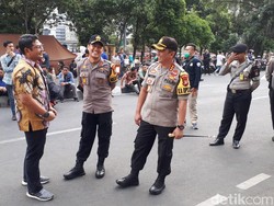 Polisi Minta Kain Hitam di KPK Dicopot, Kapolres: Intinya untuk Jaga Situasi