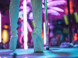 Chef Ini Buka  Katering Khusus Untuk Pekerja Seks di Malam Hari