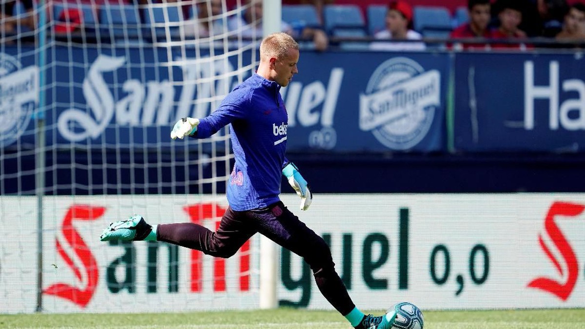 Marc-Andre Ter Stegen frustrasi tak bisa jadi kiper utama Timnas Jerman (REUTERS/Vincent West)