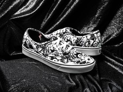 Demo Masif di Hong Kong, Sneakers Vans Kena Aksi Boikot