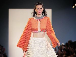 Eksklusif! Maggie Hutauruk dan 2Madison Melenggang di New York Eksklusif! Maggie Hutauruk dan 2Madison Melenggang di New York