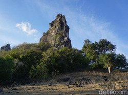 Kisah Batu yang Berpindah-pindah, dari Maluku Sampai ke Rote