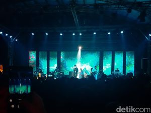 Tampil Apik di The 90s Festival, Sheila On 7 Merasa Lebih Muda Tampil Apik di The 90s Festival, Sheila On 7 Merasa Lebih Muda