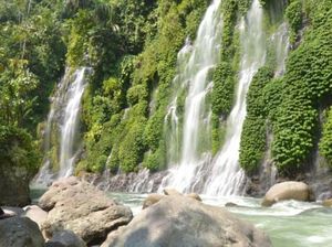 Air Terjun Maung Lahat Nan Indah di Sumatera Selatan