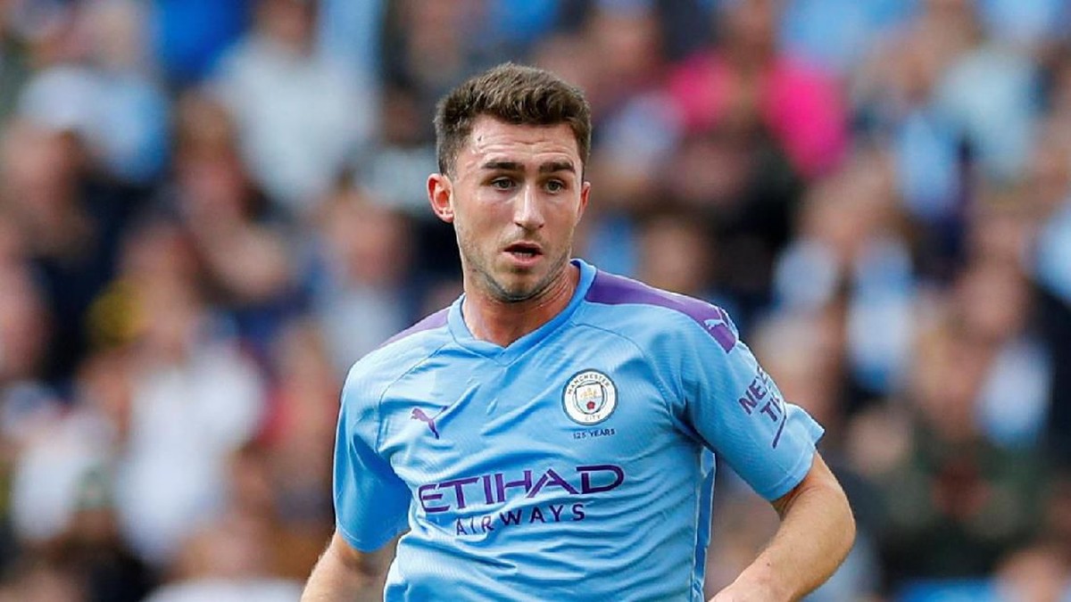 Aymeric Laporte bukan solusi untuk performa buruk Man City musim ini (Phil Noble/Reuters)
