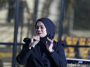 Mau Jadi Suami Sarita? Ini Syaratnya! Mau Jadi Suami Sarita? Ini Syaratnya!