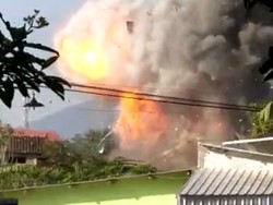 Kronologi Ledakan Gudang Amunisi di Srondol Semarang