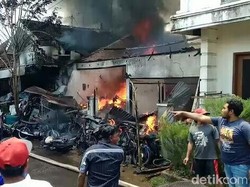 2 Rumah dan Puluhan Motor Bekas di Banyuwangi Terbakar, Kerugian Rp 500 Juta