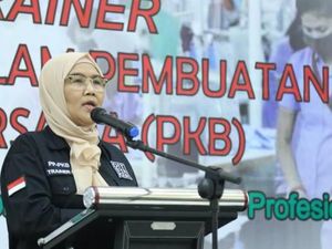 Kemnaker Beri Pelatihan Pembuatan Perjanjian Kerja Bersama Kemnaker Beri Pelatihan Pembuatan Perjanjian Kerja Bersama