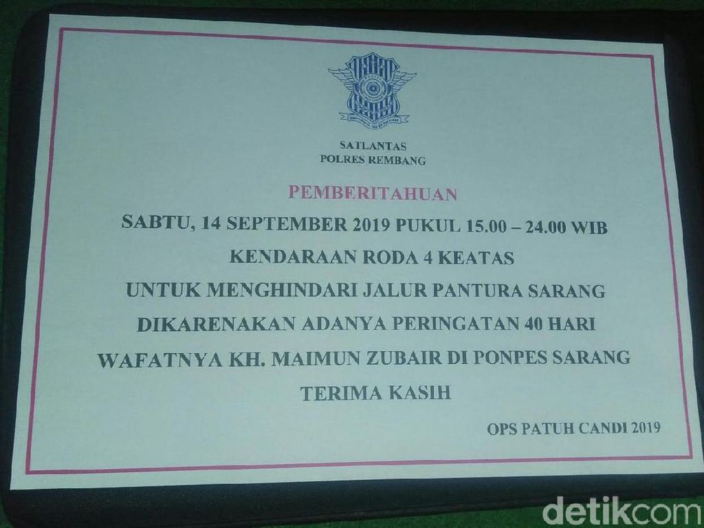 Pantura Rembang Ditutup Jelang Tahlilan 40 Hari Wafat Mbah Moen Pantura Rembang Ditutup Jelang Tahlilan 40 Hari Wafat Mbah Moen