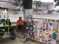 Riau Dilanda Kabut Asap, Bisnis Masker Laris Manis