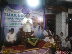 Hadiri Tahlil 40 Hari Wafat Mbah Moen, Menag Lukman Minta Maaf