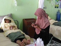 13 Santriwati di Blitar yang Keracunan Bakso Masih Dirawat Intensif