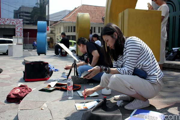 Intip Keseruan Pegiat Gambar Sketsa Arsitektur Di Bandung