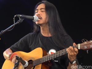Viral dengan Lagu Absurd Adalah Buah dari Ketulusan Mawang