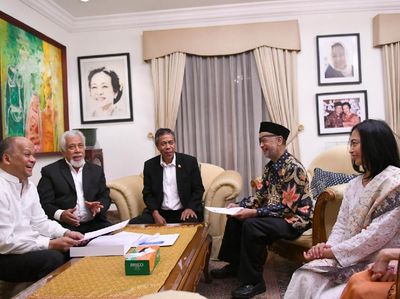 Potret Kebersamaan Xanana Gusmao dengan Putra Habibie