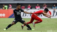 Persija akhirnya memetik 3 poin atas tamunya PSIS Semarang di Stadion Patriot, Bekasi, Minggu (15/9/2019).