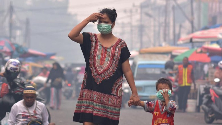 Gara-gara Asap: Udara Bahaya, Penerbangan Tertunda Gara-gara Asap: Udara Bahaya, Penerbangan Tertunda