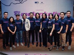 Buka Memori Masa Lalu di Web Series Generasi 90an: Melankolia Buka Memori Masa Lalu di Web Series Generasi 90an: Melankolia