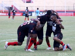 Persipura Vs Persib Tanpa Penonton