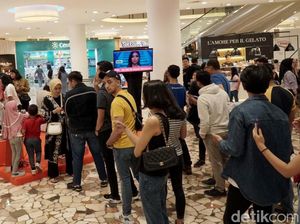 Potret Antrean demi Mendapatkan Special Invitation Wow Concert