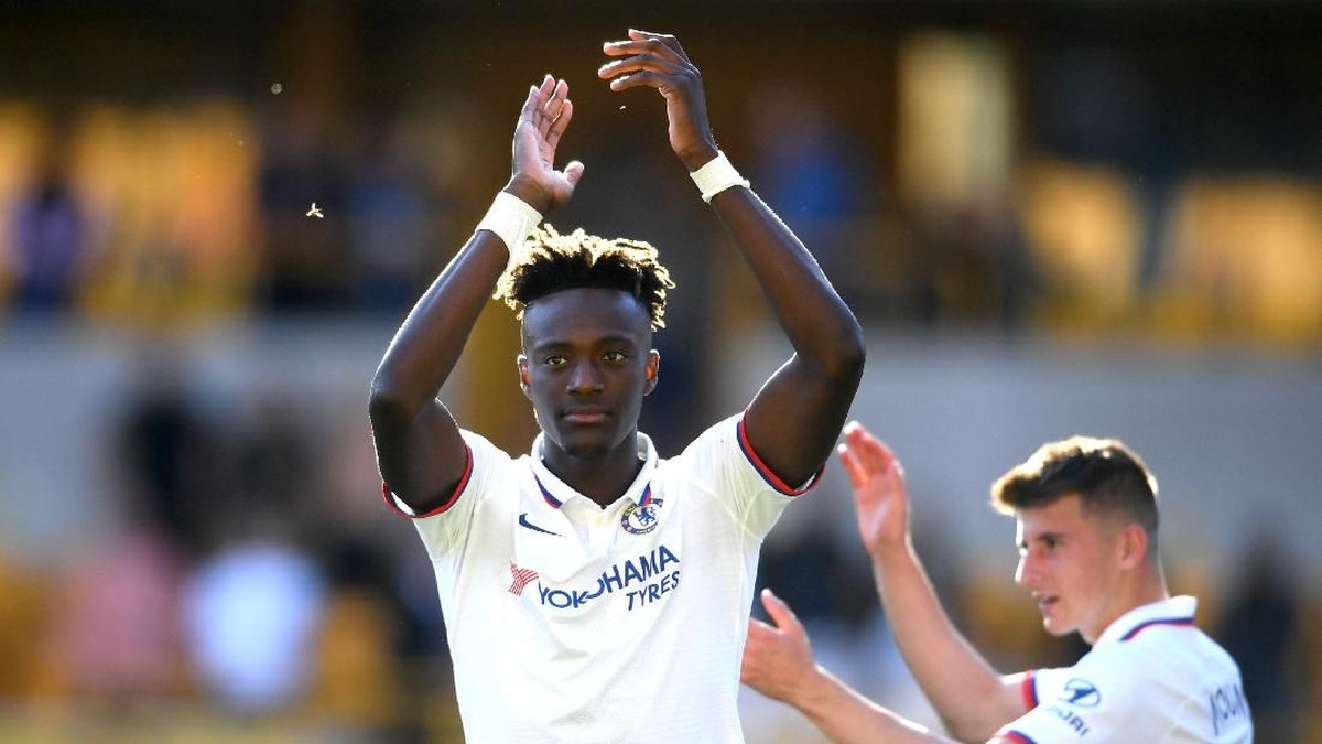 Pemain Chelsea, Tammy Abraham, menjalani start yang lebih baik dibandingkan Didier Drogba. (Foto: Clive Mason/Getty Images)