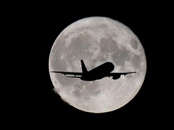 NASA Memastikan Ada Air di Bulan