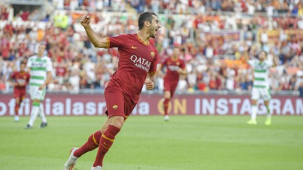 Fonseca Ingin Permanenkan Smalling dan Mkhitaryan