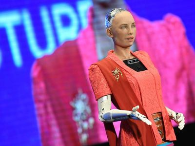 Saat Robot Sophia Nimbrung di CSIS Global Dialogue